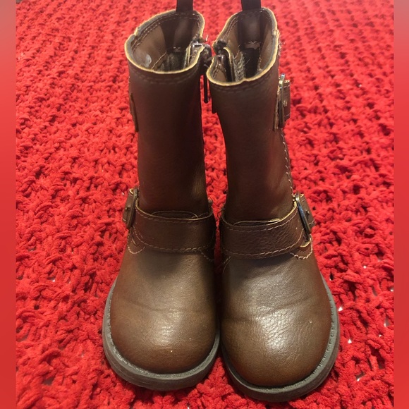 Carter’s Jen fashion boot - Picture 4 of 6